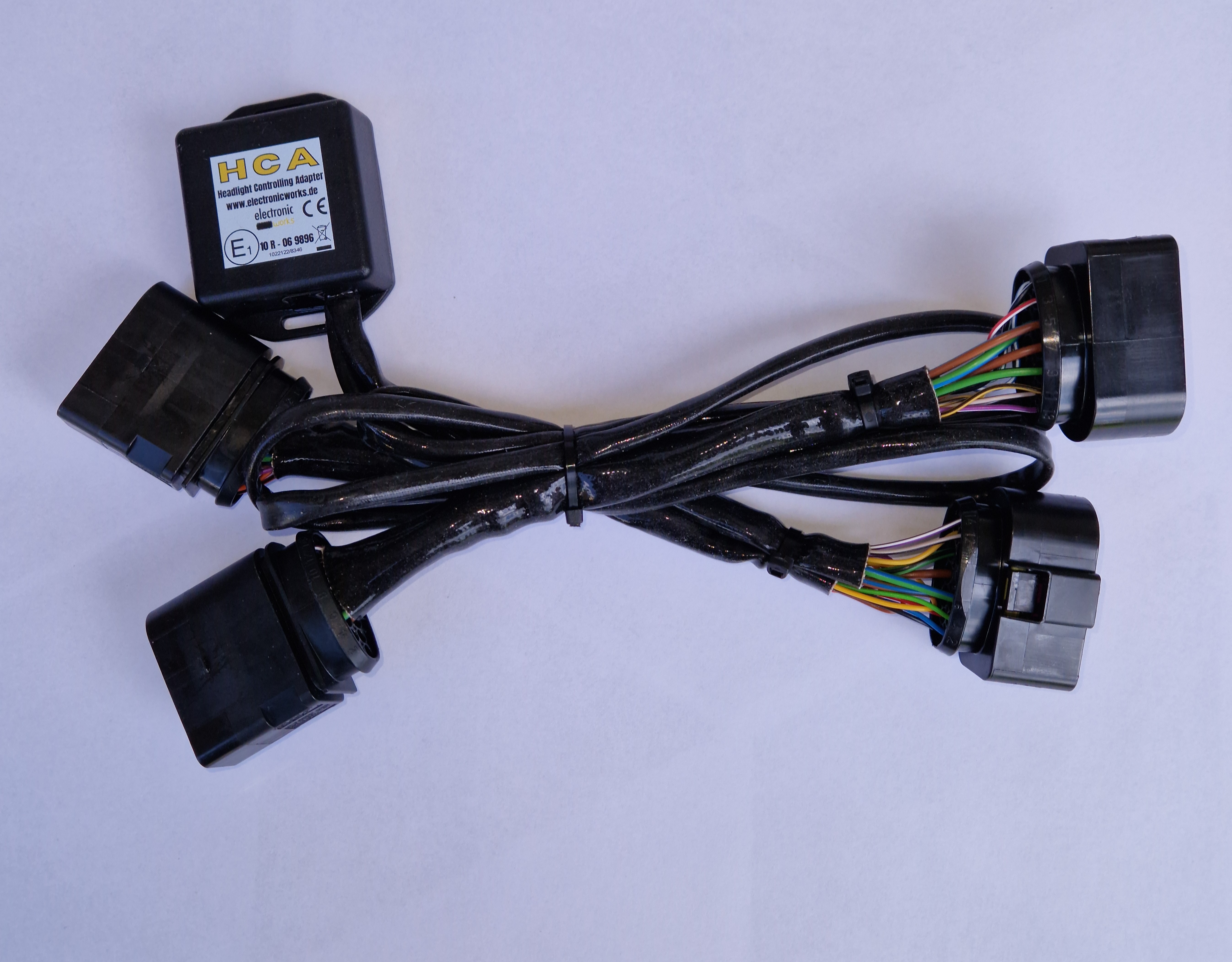 MK7 Headlight Controlling Adapter / Golf 7 Headlight Controlling Adapter  for OSRAM LEDriving Xenon headlights (HCA) - Electronic Works